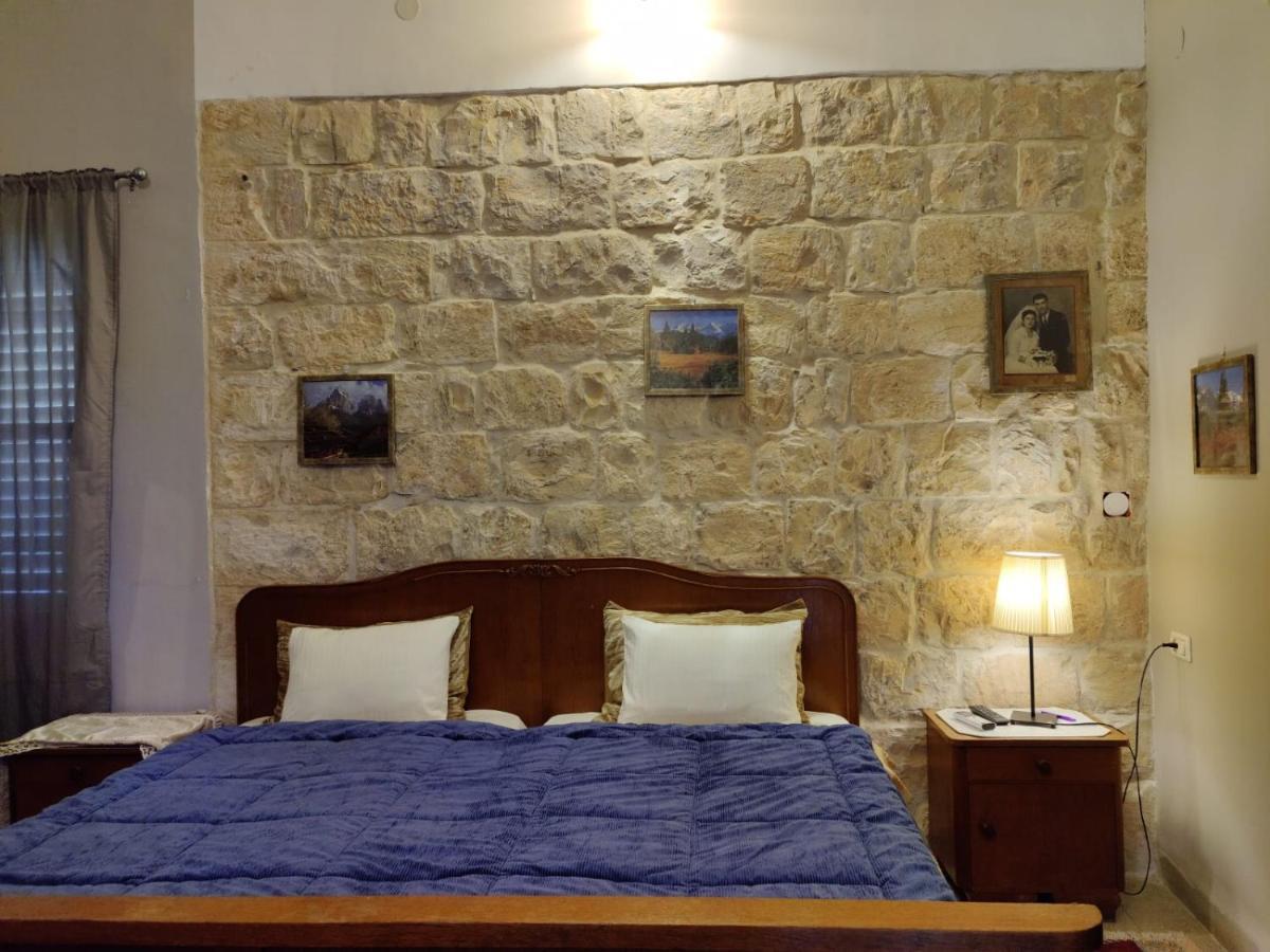 Mi'Ilya Chocolate House Guest House Extérieur photo